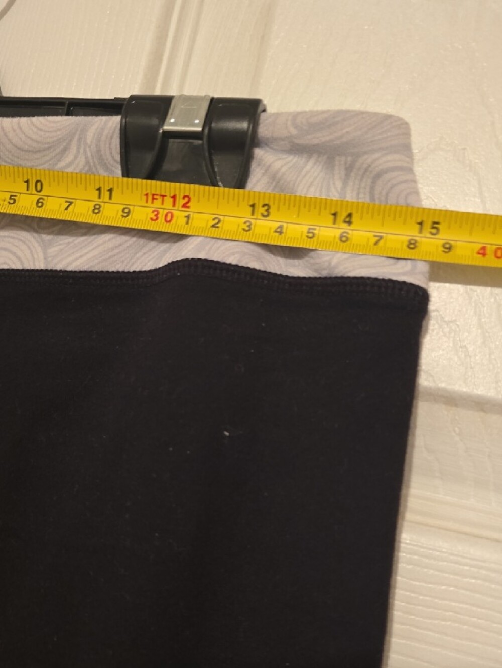 Lululemon Black Cropped Yoga Pants with Light Gray Printed Waistband - Picture 3 of 7